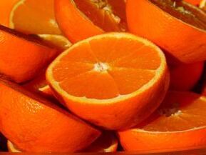 Das in Orangen enthaltene Vitamin C wird durch Nikotin ausgeschieden